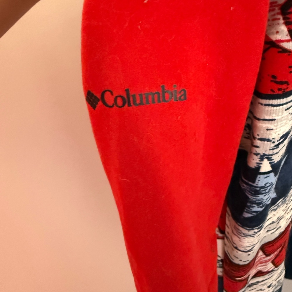 Columbia Kids Red and Blue Star Rashguard - Picture 4 of 4